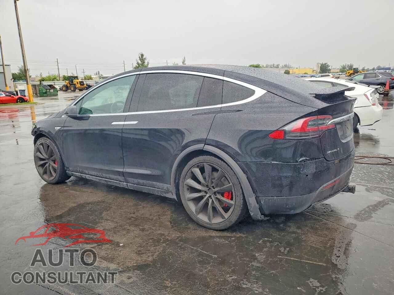 TESLA MODEL X 2016 - 5YJXCAE43GF003686