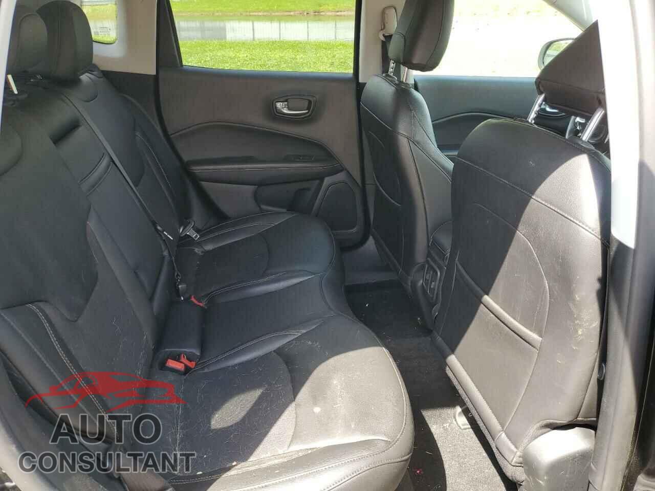 JEEP COMPASS 2019 - 3C4NJDBB5KT792113