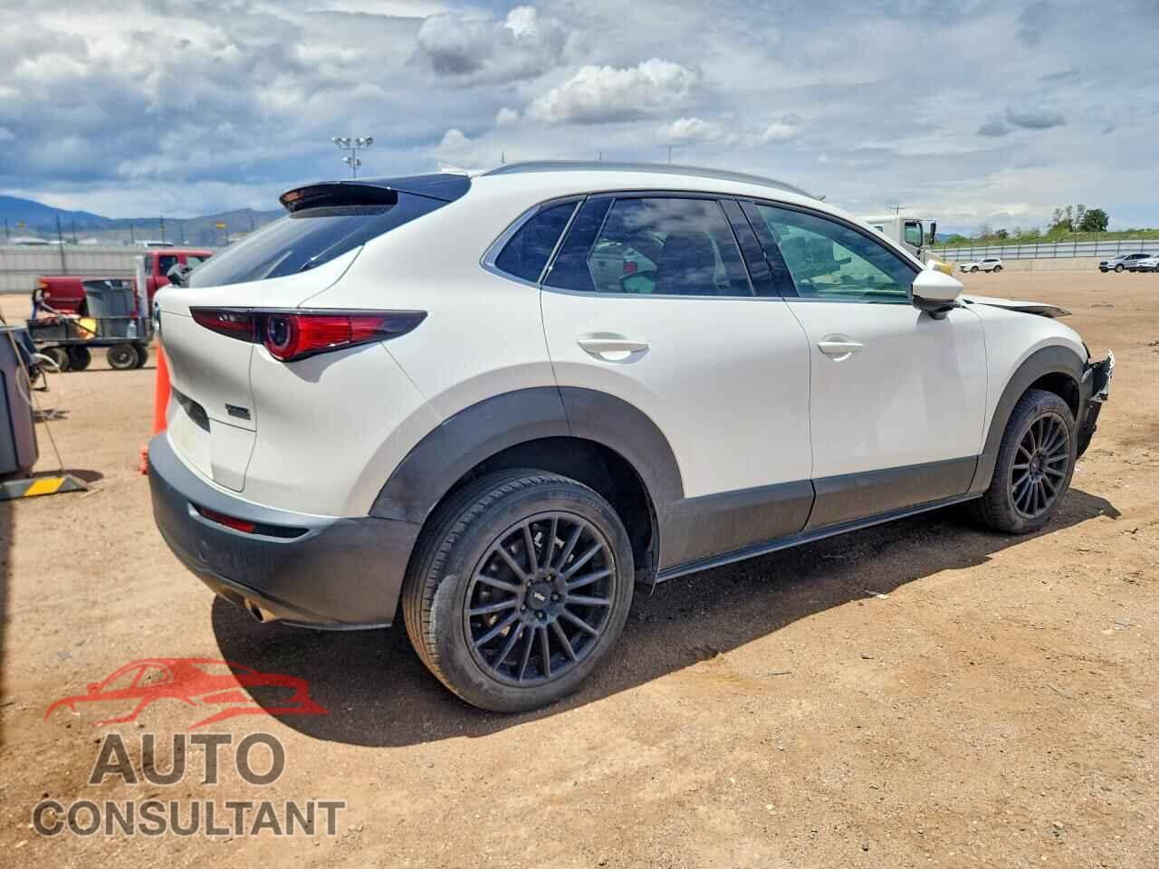 MAZDA CX30 2021 - 3MVDMBDM2MM219672