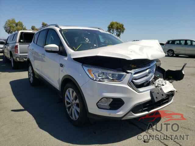 FORD ESCAPE 2017 - 1FMCU0JD5HUA28203
