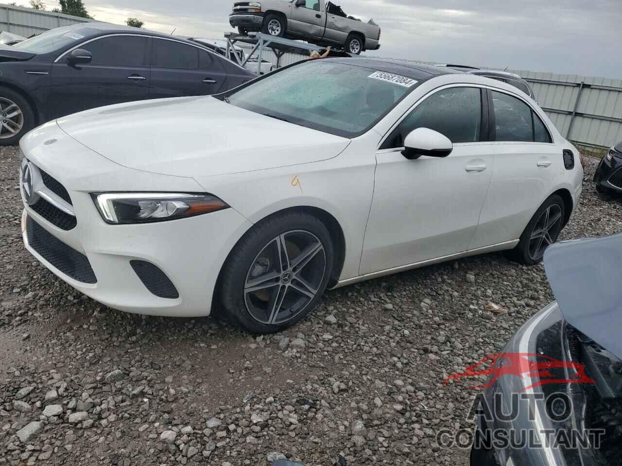 MERCEDES-BENZ A-CLASS 2019 - WDD3G4EB8KW017869