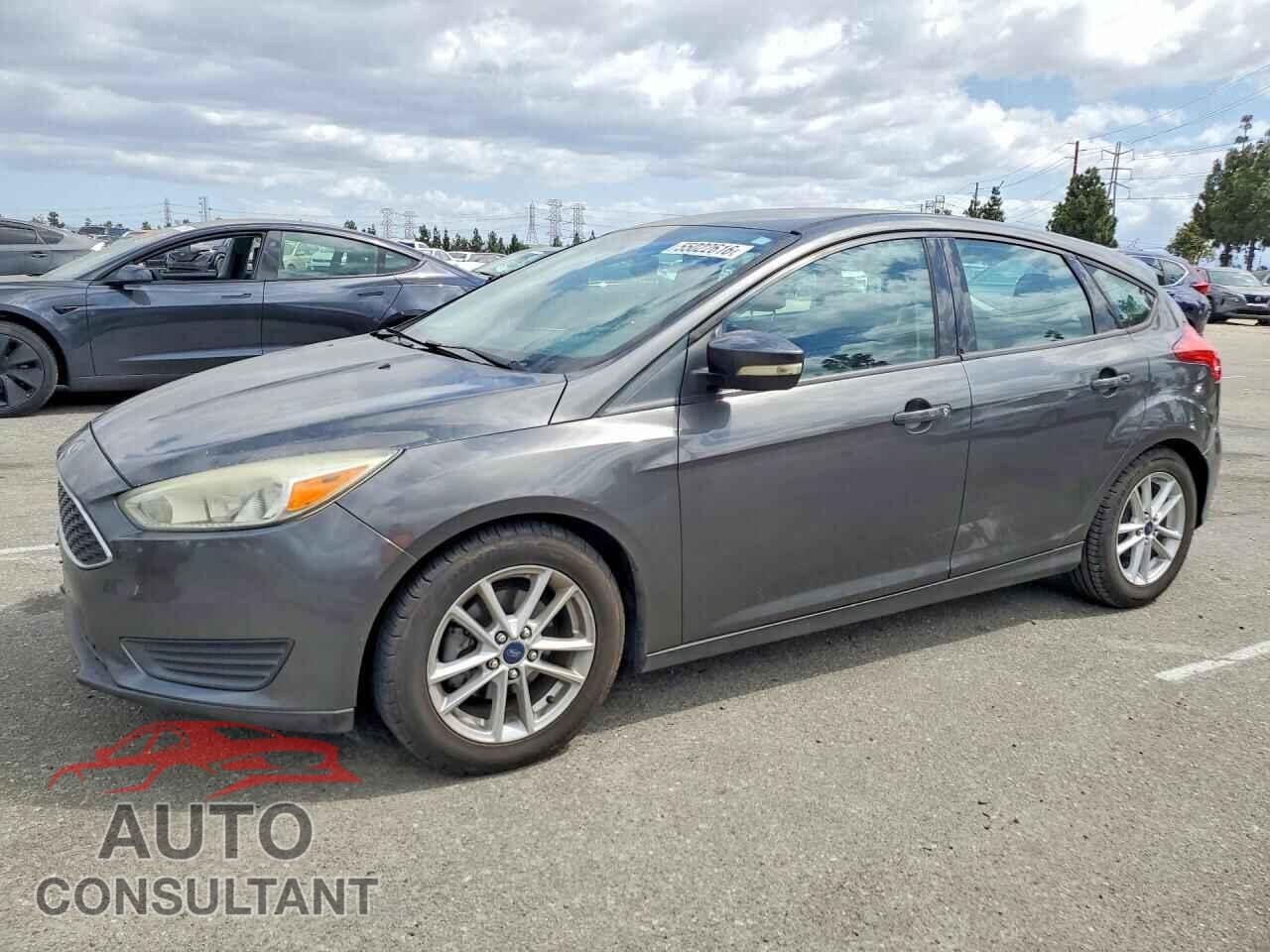 FORD FOCUS 2016 - 1FADP3K26GL264318