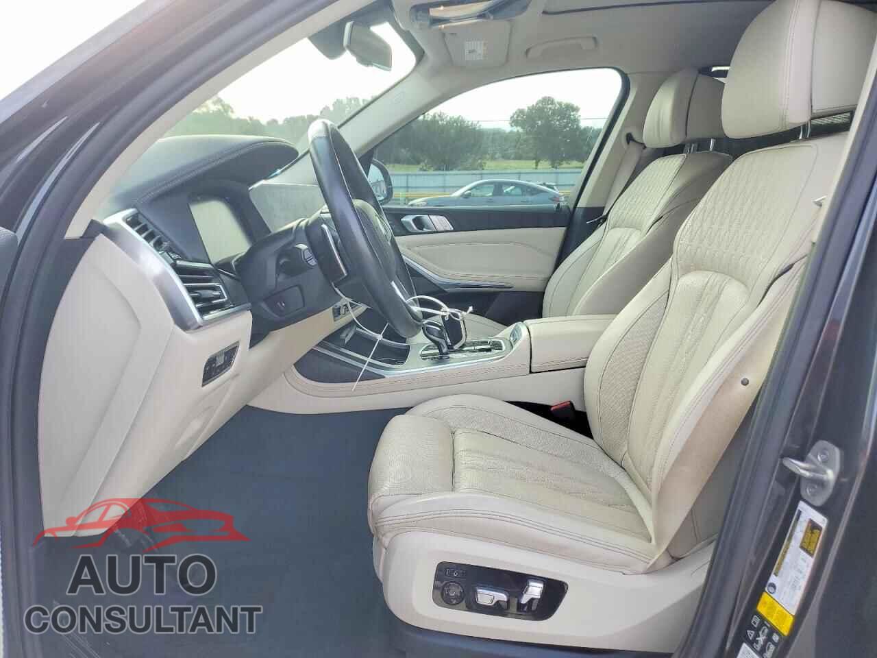 BMW X7 2021 - 5UXCW2C01M9H18064