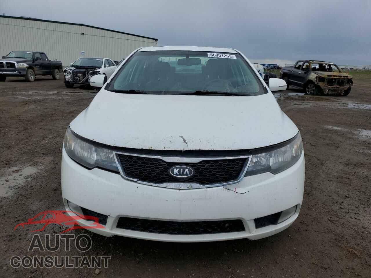 KIA FORTE 2011 - KNAFW4A30B5367525