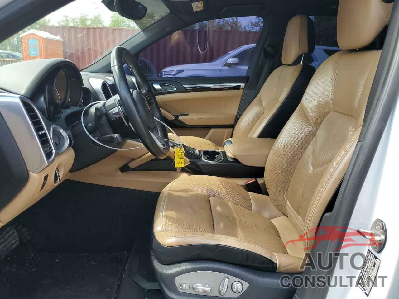 PORSCHE CAYENNE 2017 - WP1AA2A20HKA90133