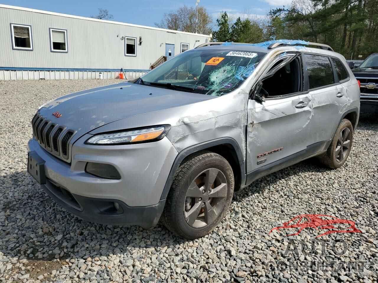 JEEP GRAND CHER 2017 - 1C4PJMCS8HW525588