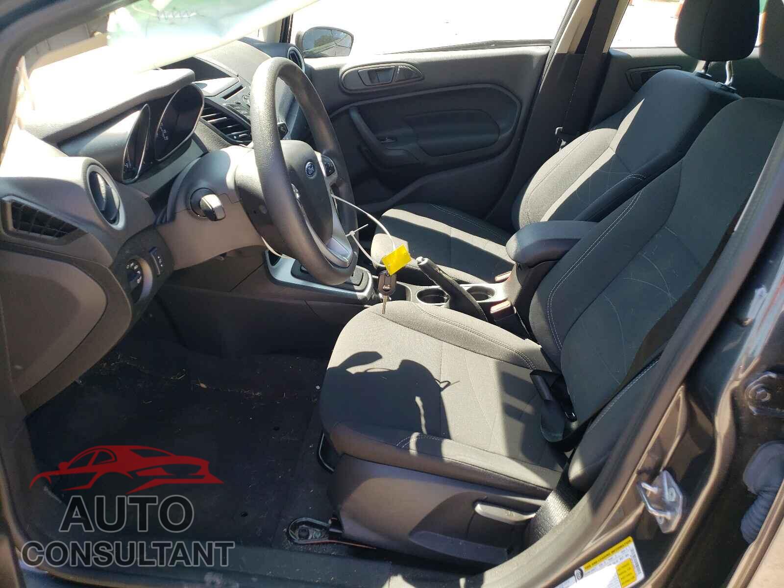 FORD FIESTA 2019 - 3FADP4EJ0KM151657