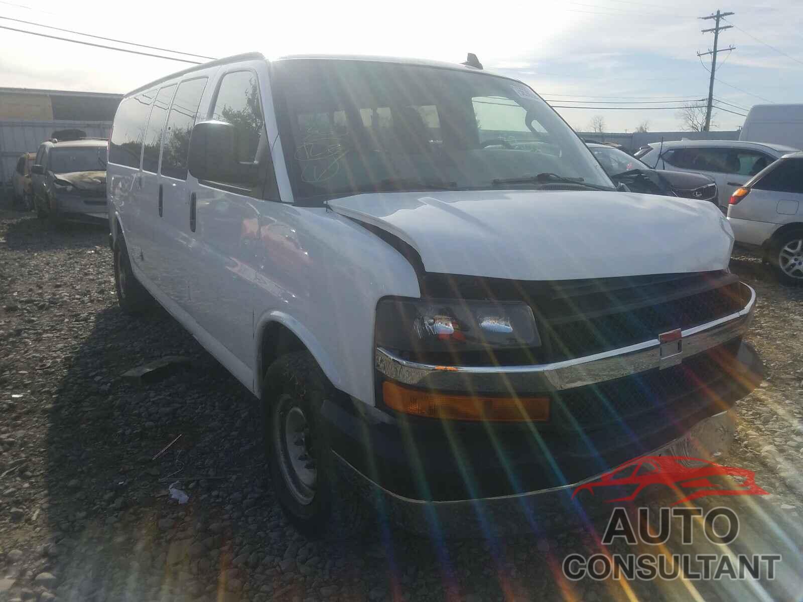 CHEVROLET EXPRESS 2016 - 1GAZGPFG9G1269384