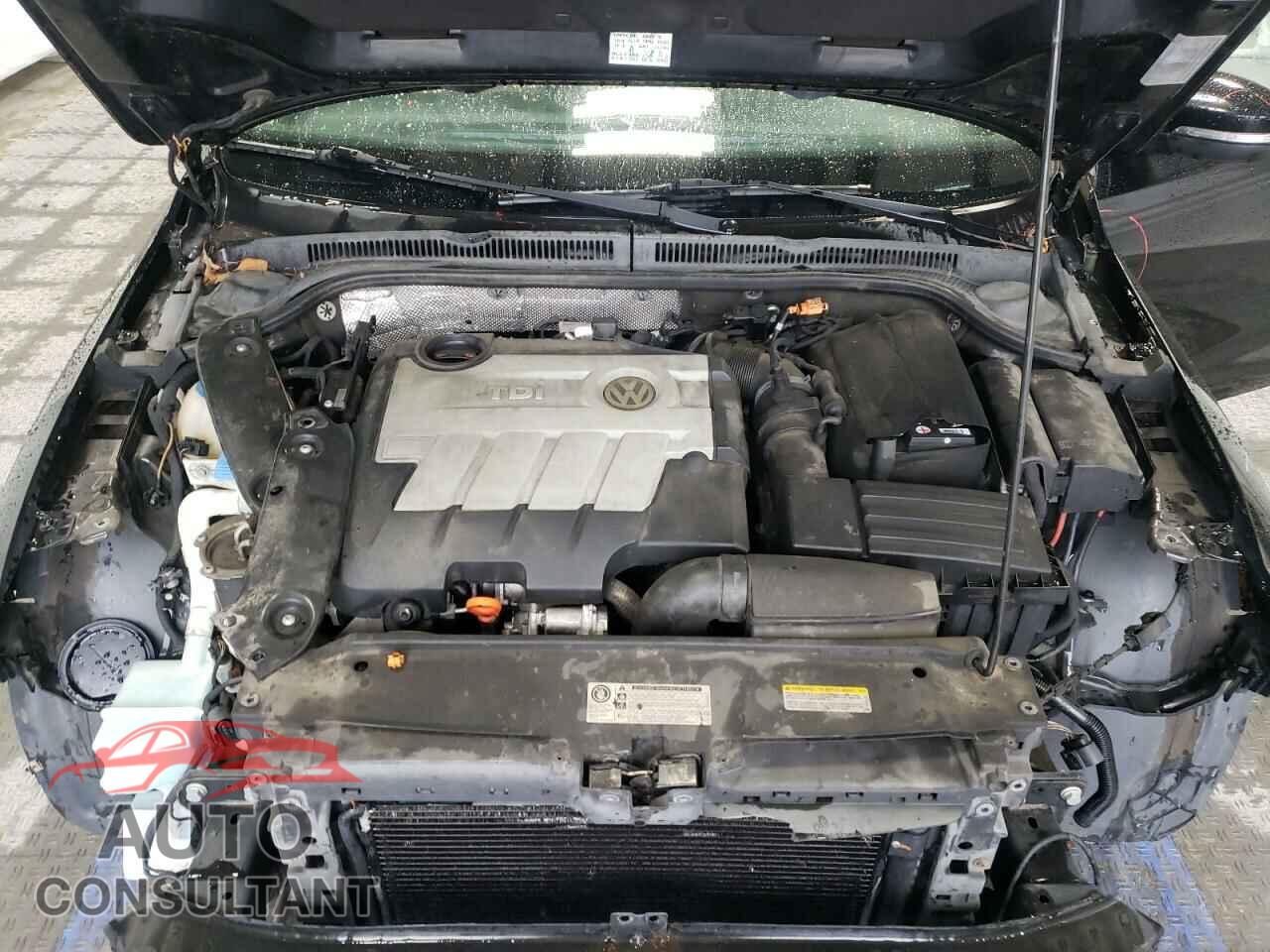 VOLKSWAGEN JETTA 2013 - 3VWLL7AJ3DM244066