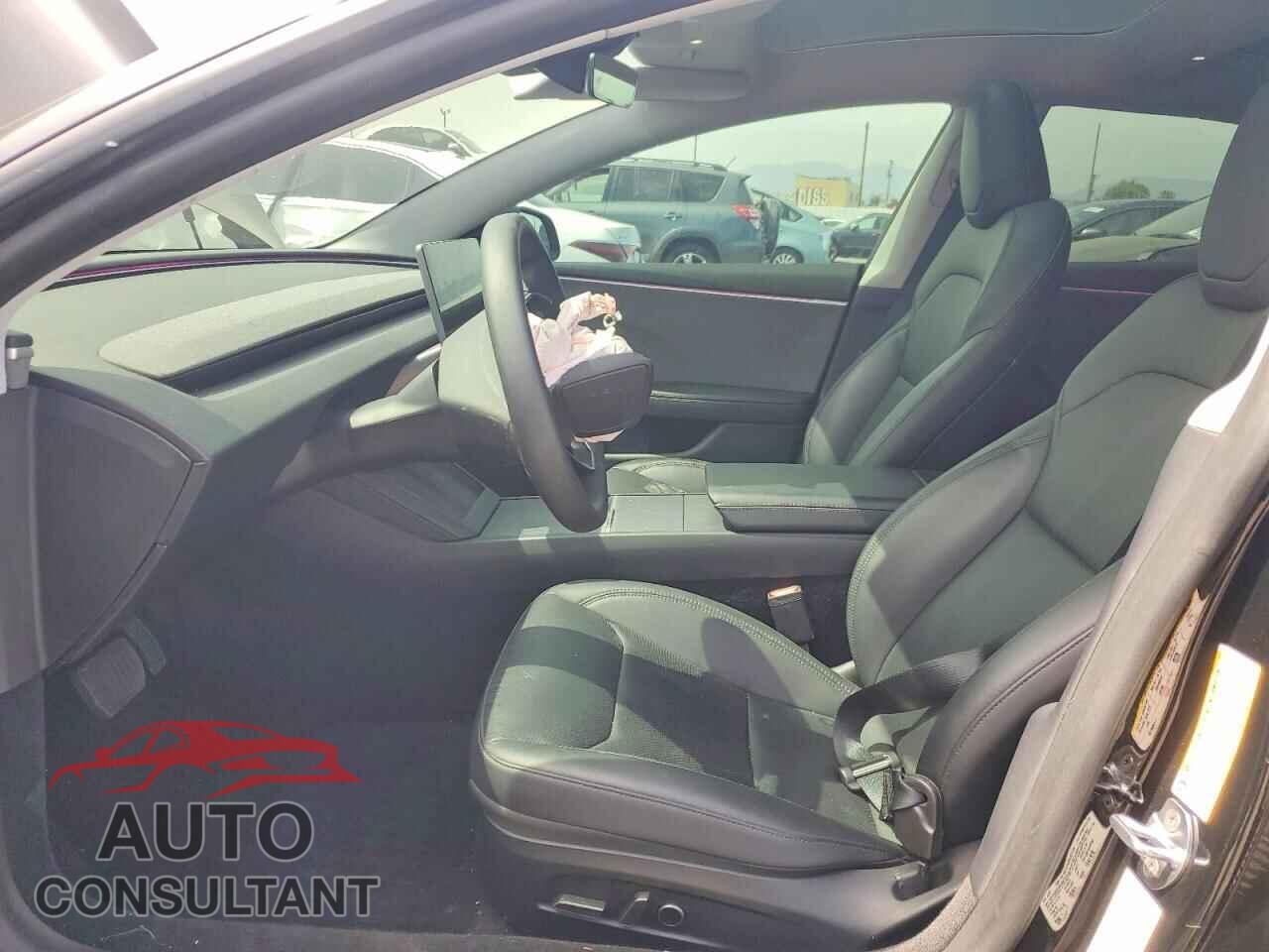 TESLA MODEL 3 2025 - 5YJ3E1EA2SF921274