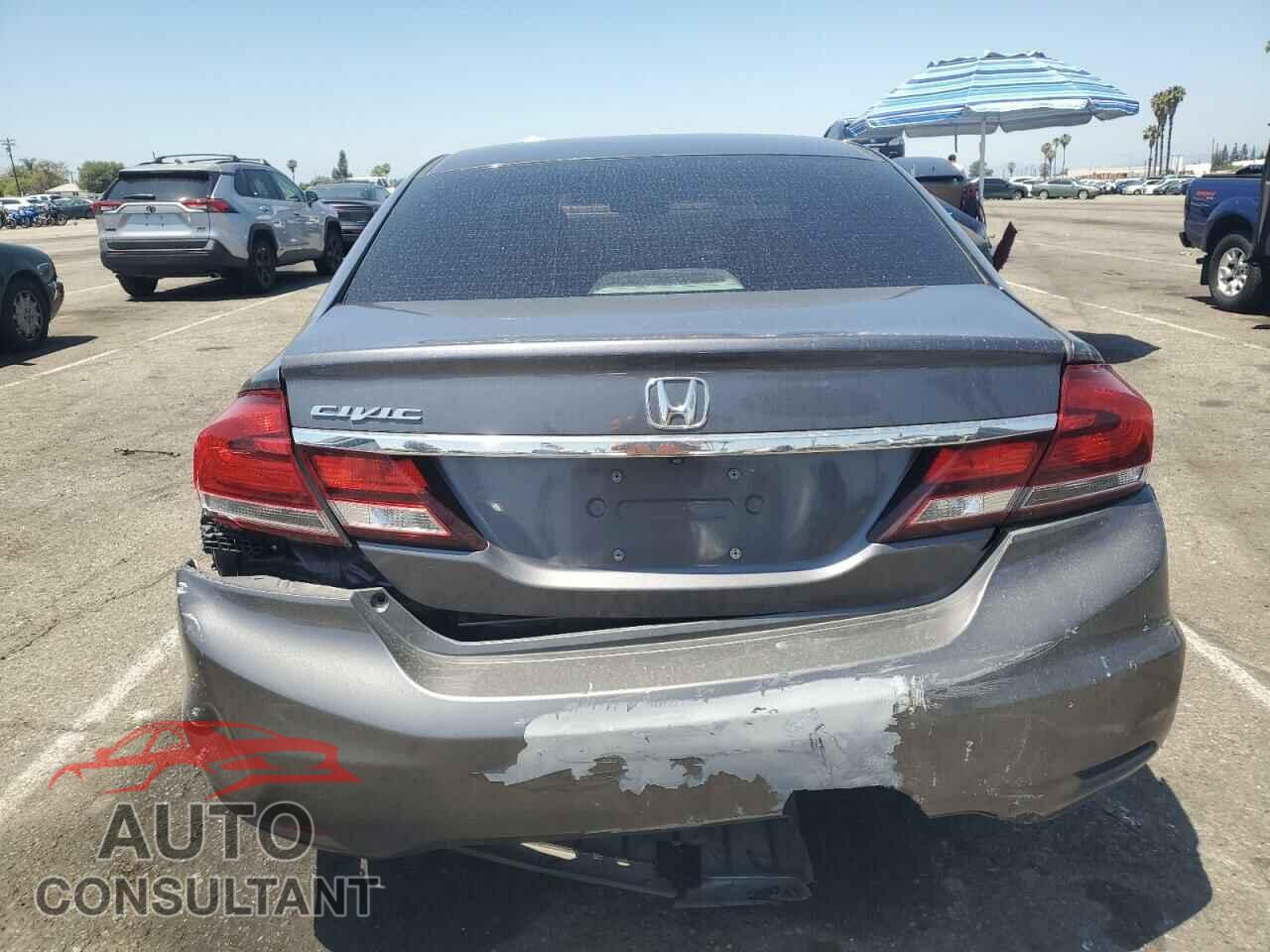 HONDA CIVIC 2015 - 2HGFB2F55FH556149