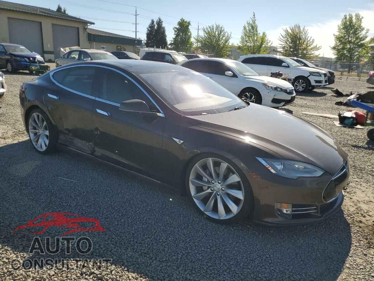 TESLA MODEL S 2013 - 5YJSA1CP1DFP20208