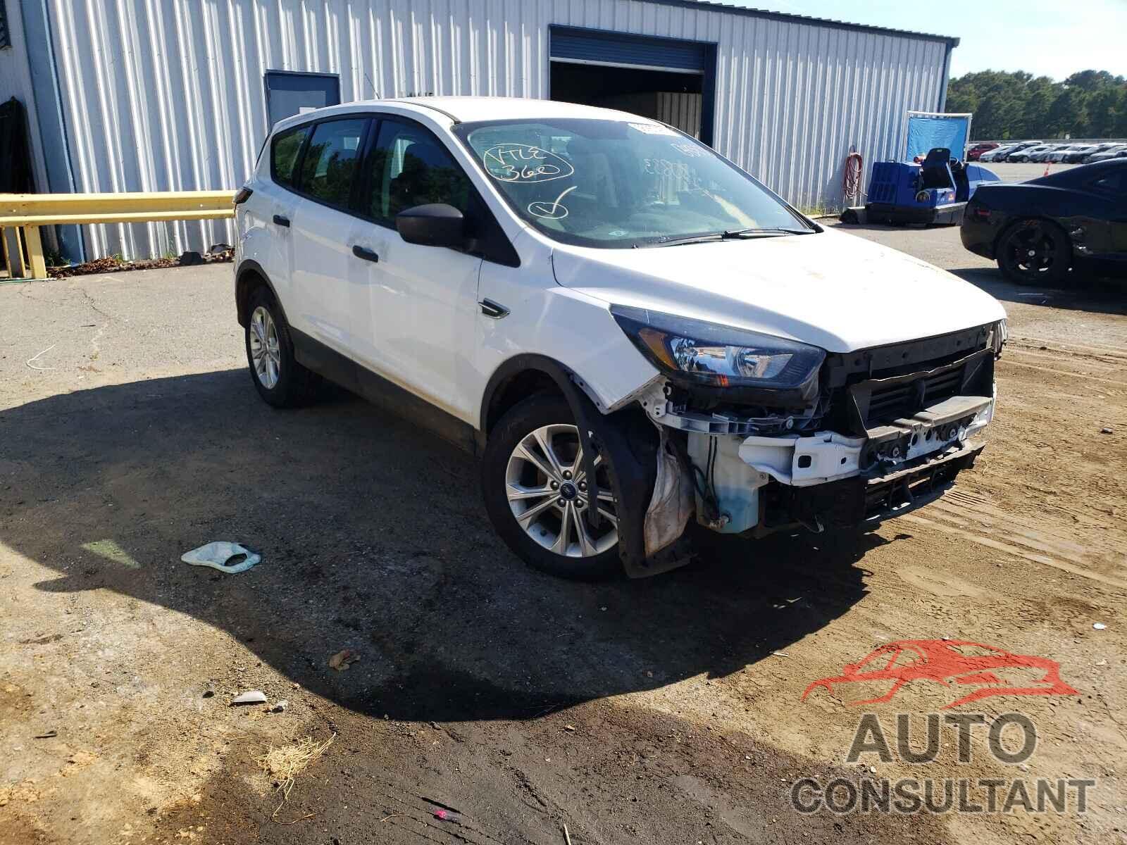 FORD ESCAPE 2018 - 1FMCU0F79JUB83233