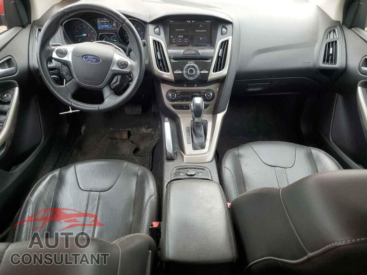 FORD FOCUS 2012 - 1FAHP3M2XCL303971