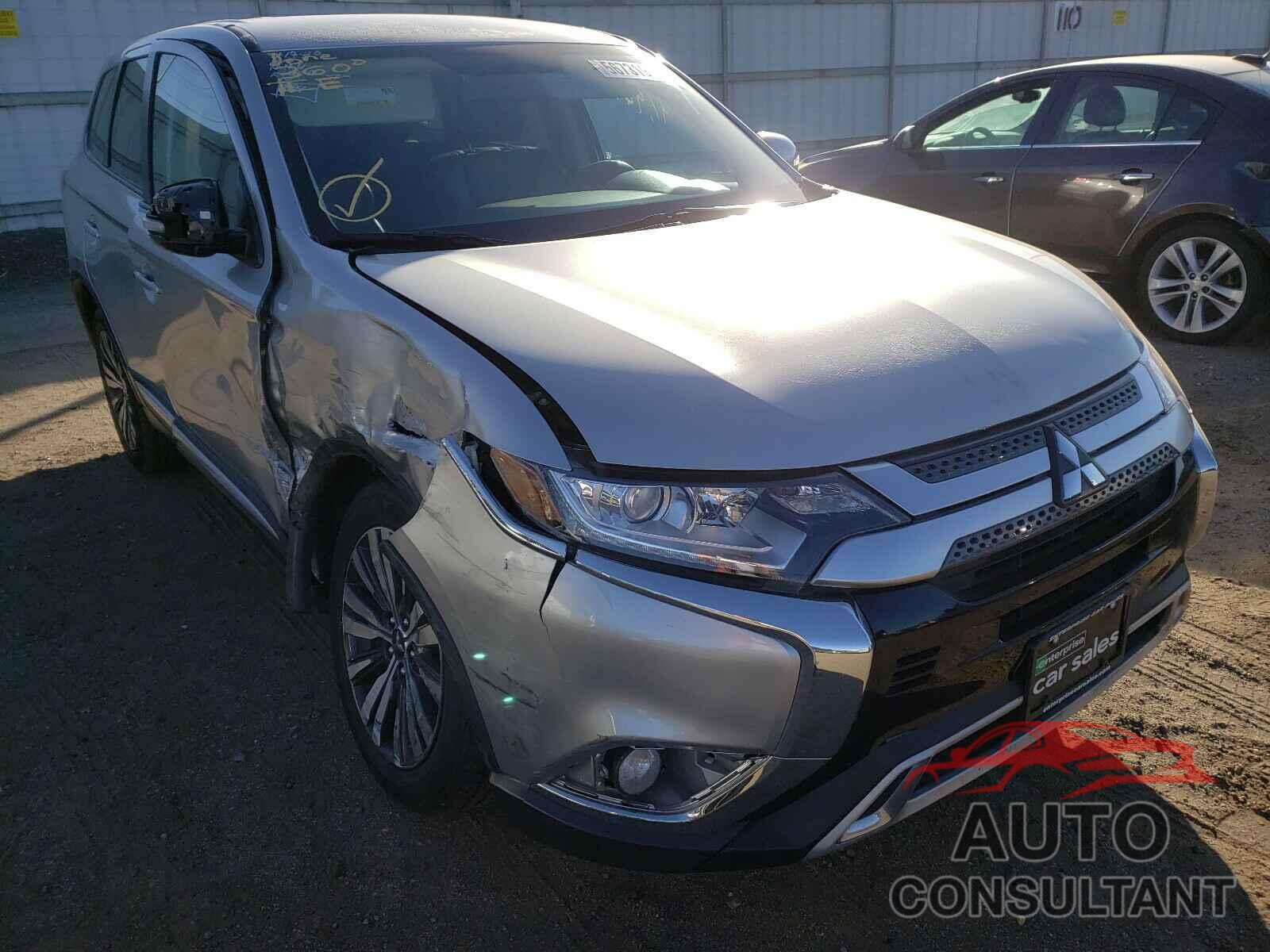MITSUBISHI OUTLANDER 2019 - JA4AZ3A32KZ042571