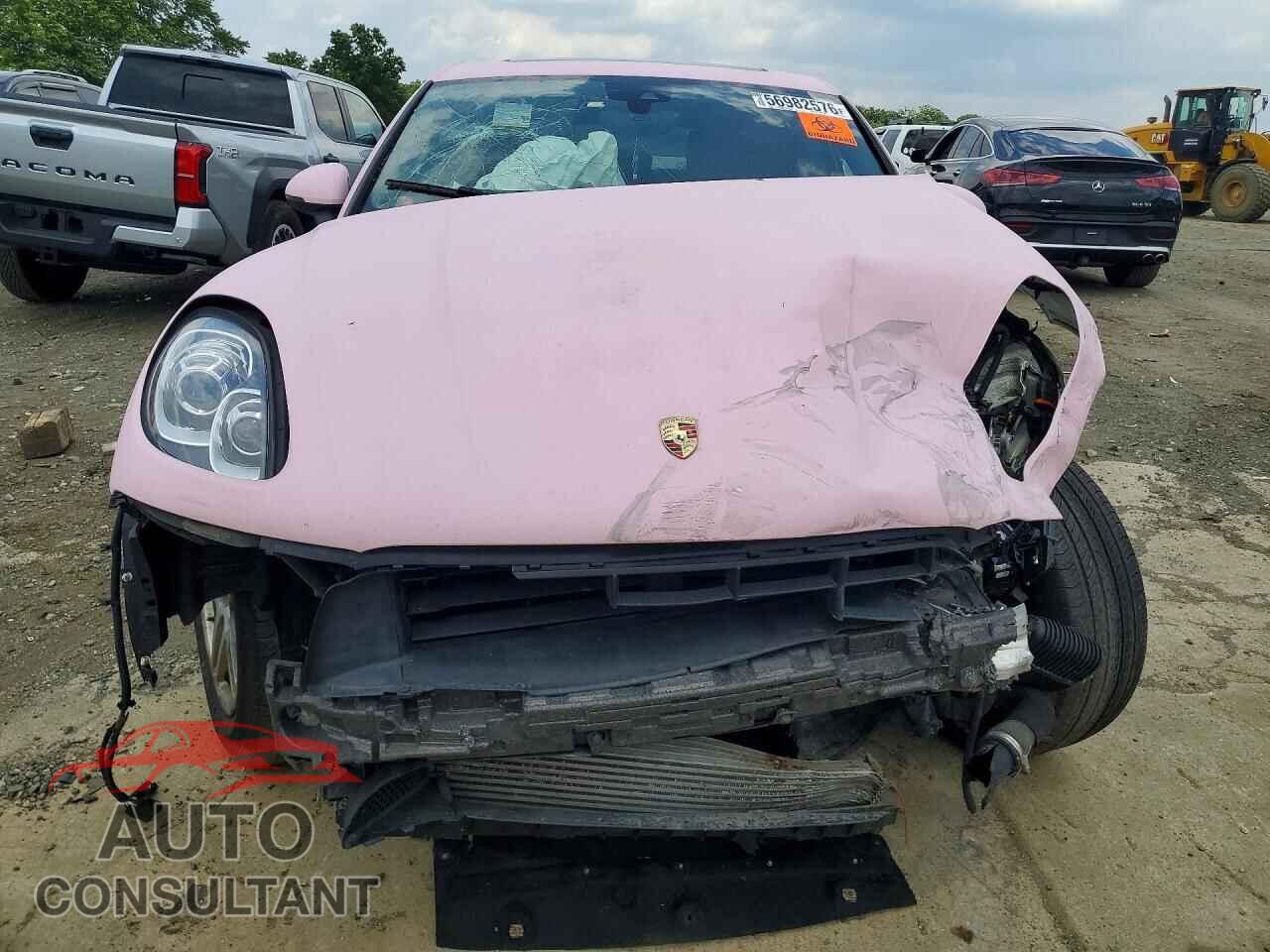 PORSCHE MACAN 2018 - WP1AA2A54JLB24357