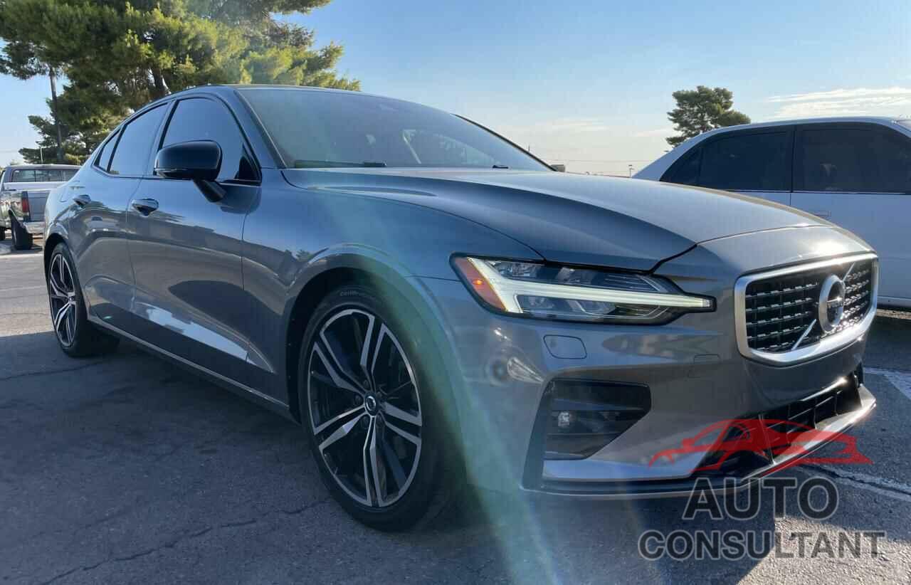 VOLVO S60 2019 - 7JR102FMXKG013604