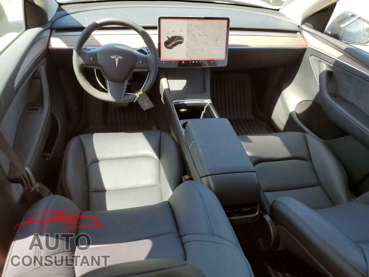 TESLA MODEL Y 2023 - 7SAYGDEE8PF978206