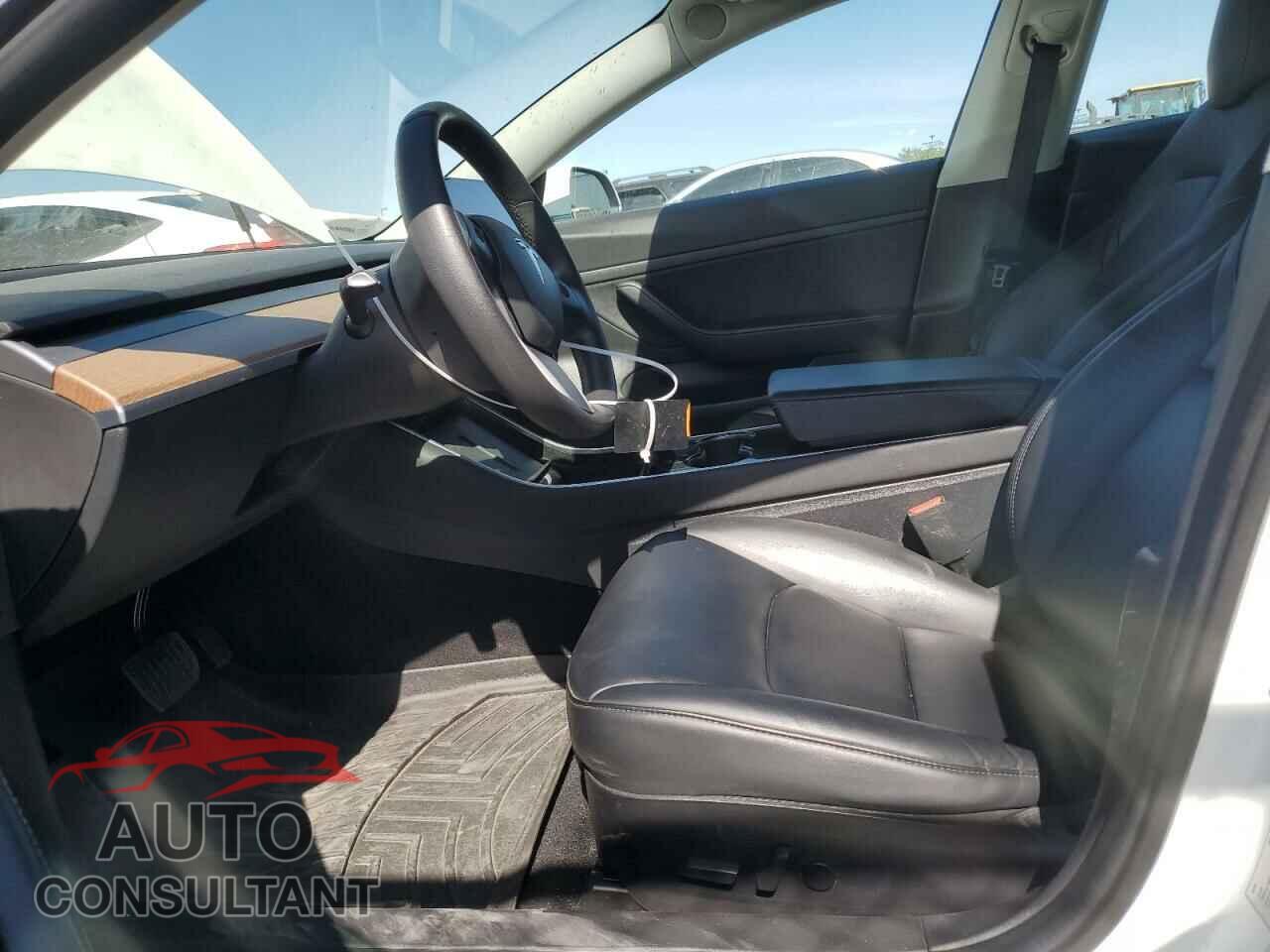 TESLA MODEL 3 2020 - 5YJ3E1EA3LF612317