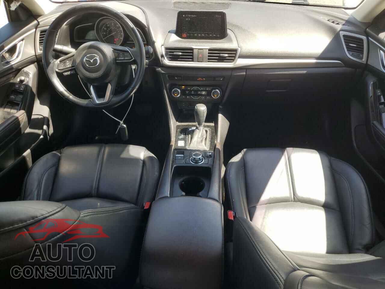 MAZDA 3 2017 - 3MZBN1V7XHM148538