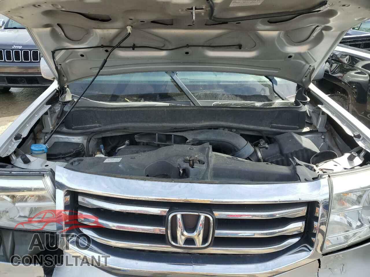 HONDA PILOT 2013 - 5FNYF4H62DB009971