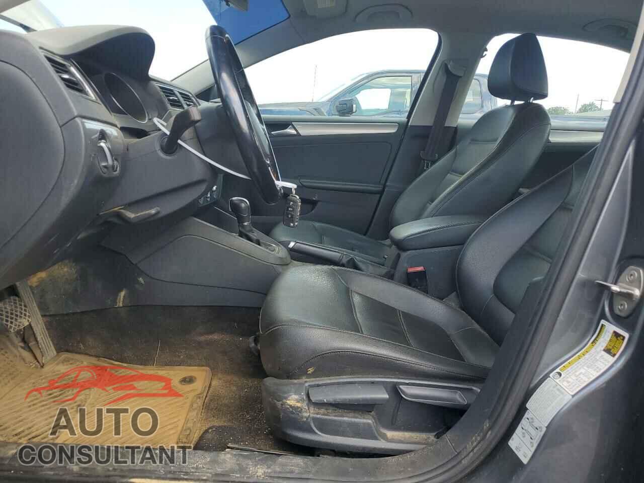 VOLKSWAGEN JETTA 2017 - 3VWDB7AJXHM314370
