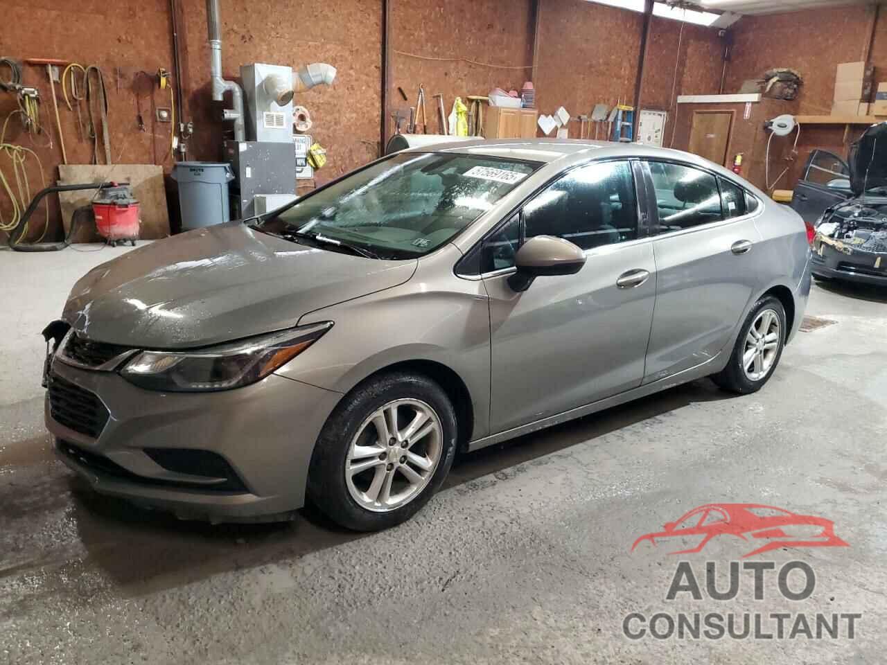 CHEVROLET CRUZE 2017 - 1G1BE5SM9H7201785