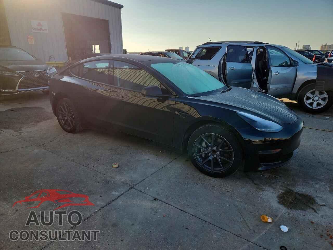 TESLA MODEL 3 2022 - 5YJ3E1EAXNF190078