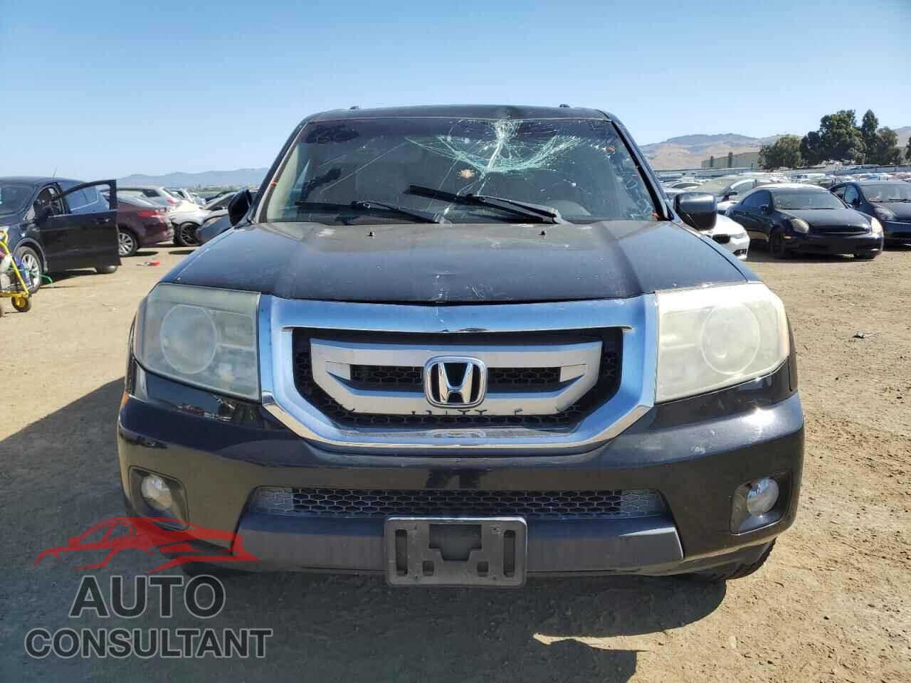 HONDA PILOT 2011 - 5FNYF4H56BB048261