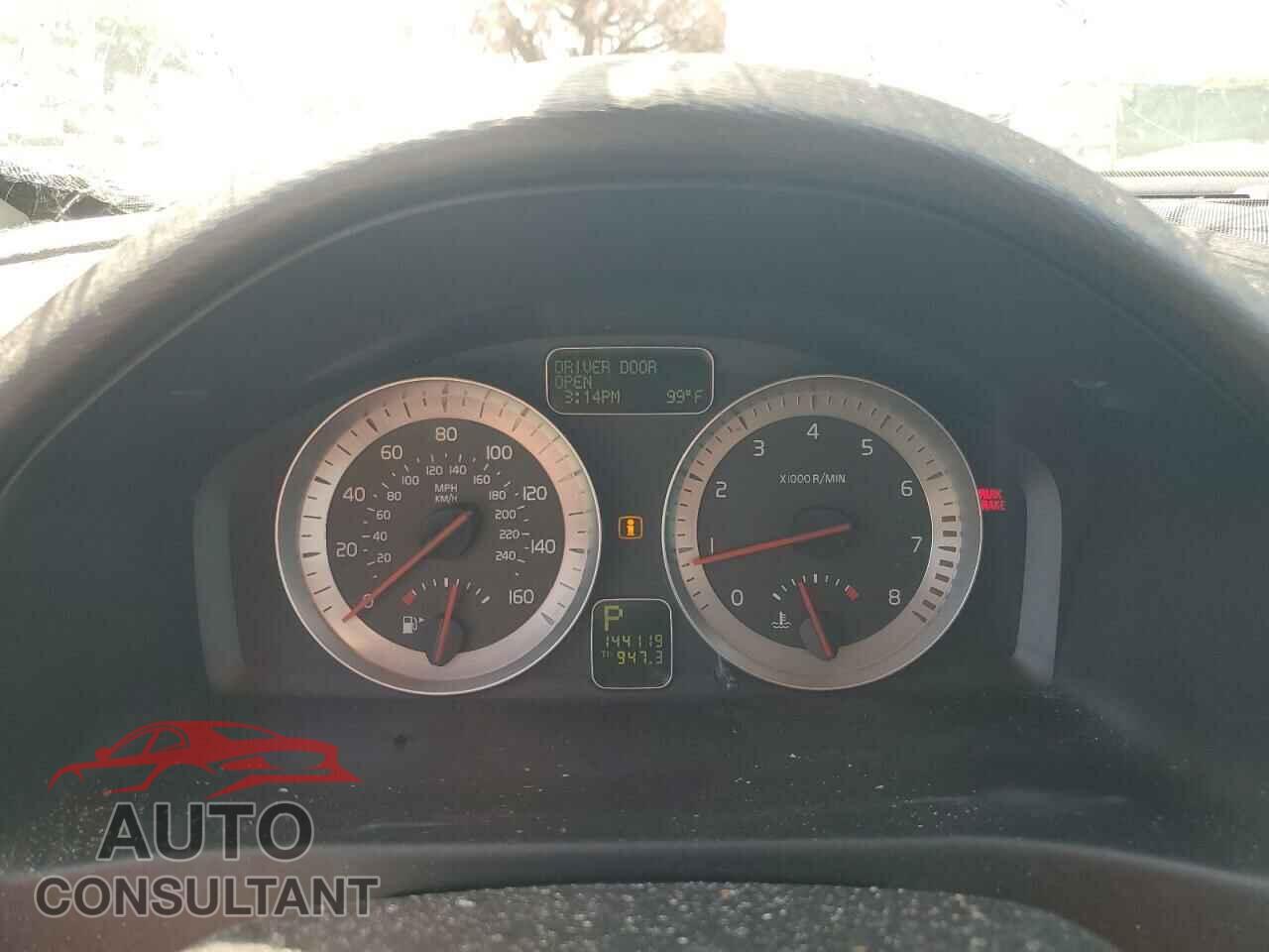 VOLVO C70 2011 - YV1672MC8BJ109447