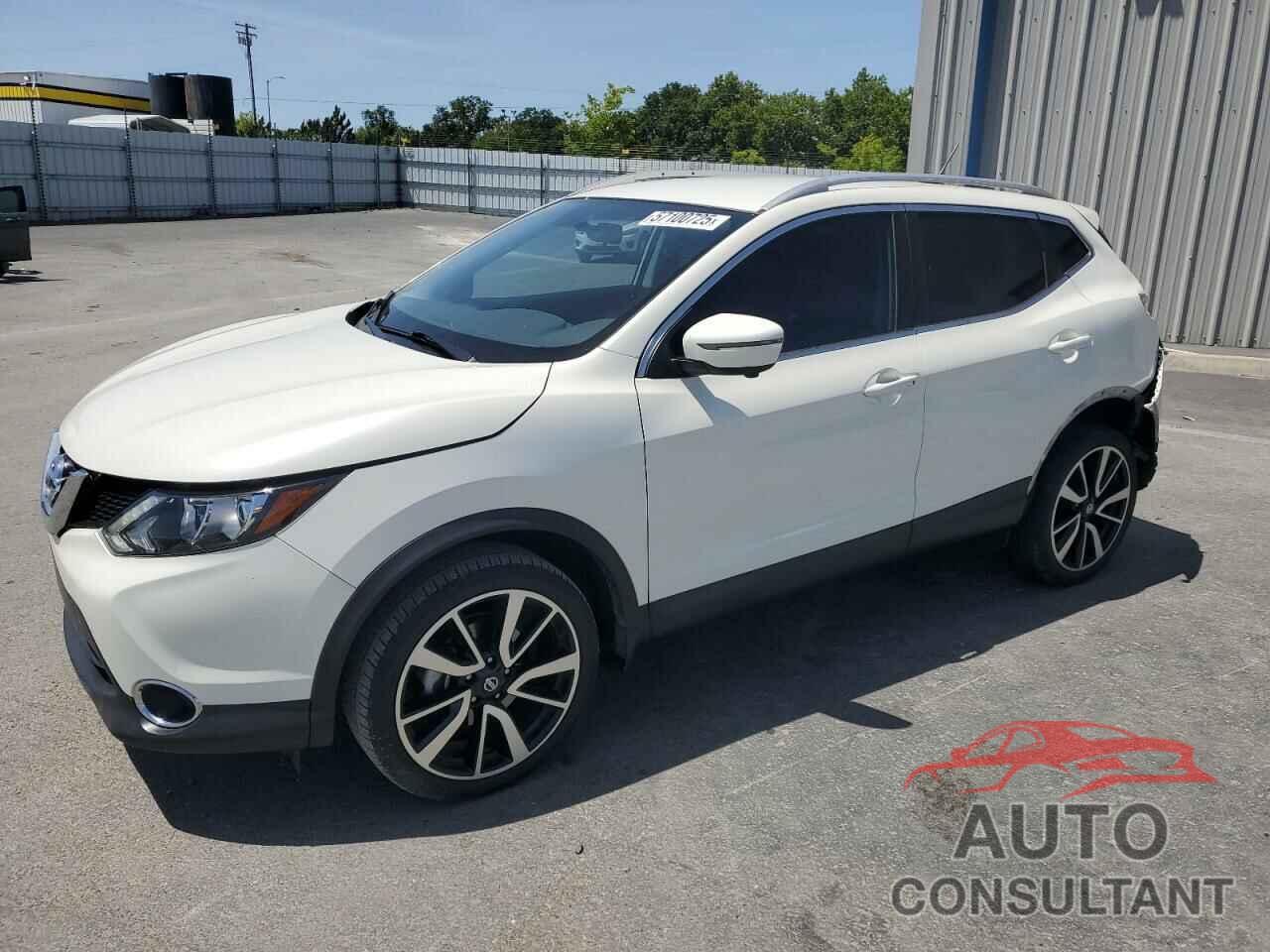 NISSAN ROGUE 2017 - JN1BJ1CP3HW017827