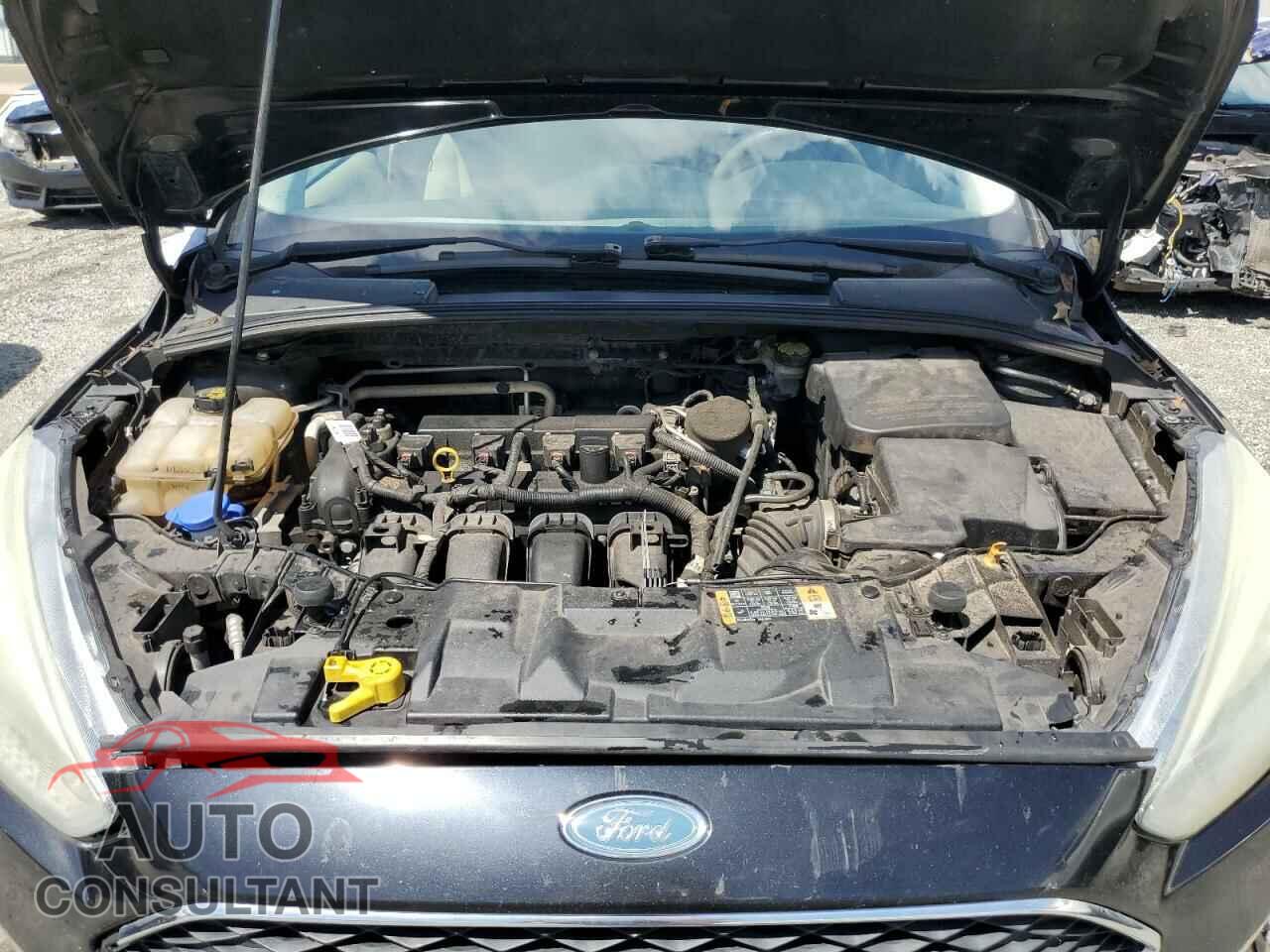 FORD FOCUS 2015 - 1FADP3F26FL202572
