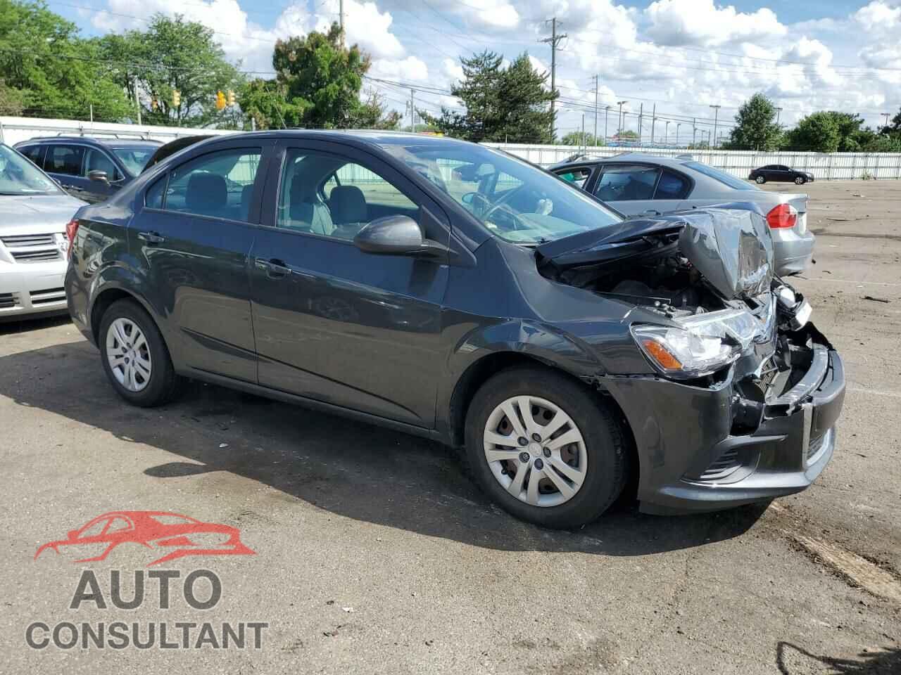 CHEVROLET SONIC 2019 - 1G1JB5SB7K4132364