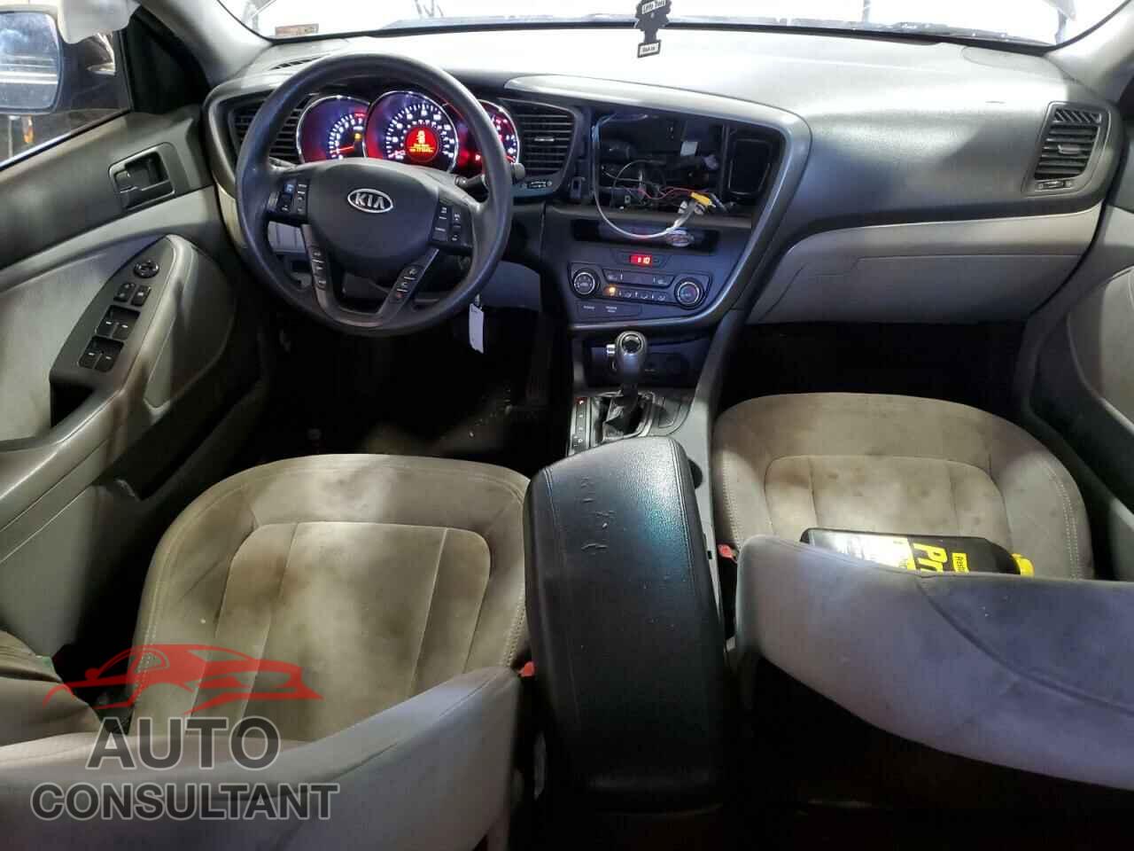 KIA OPTIMA 2011 - KNAGM4A74B5145132
