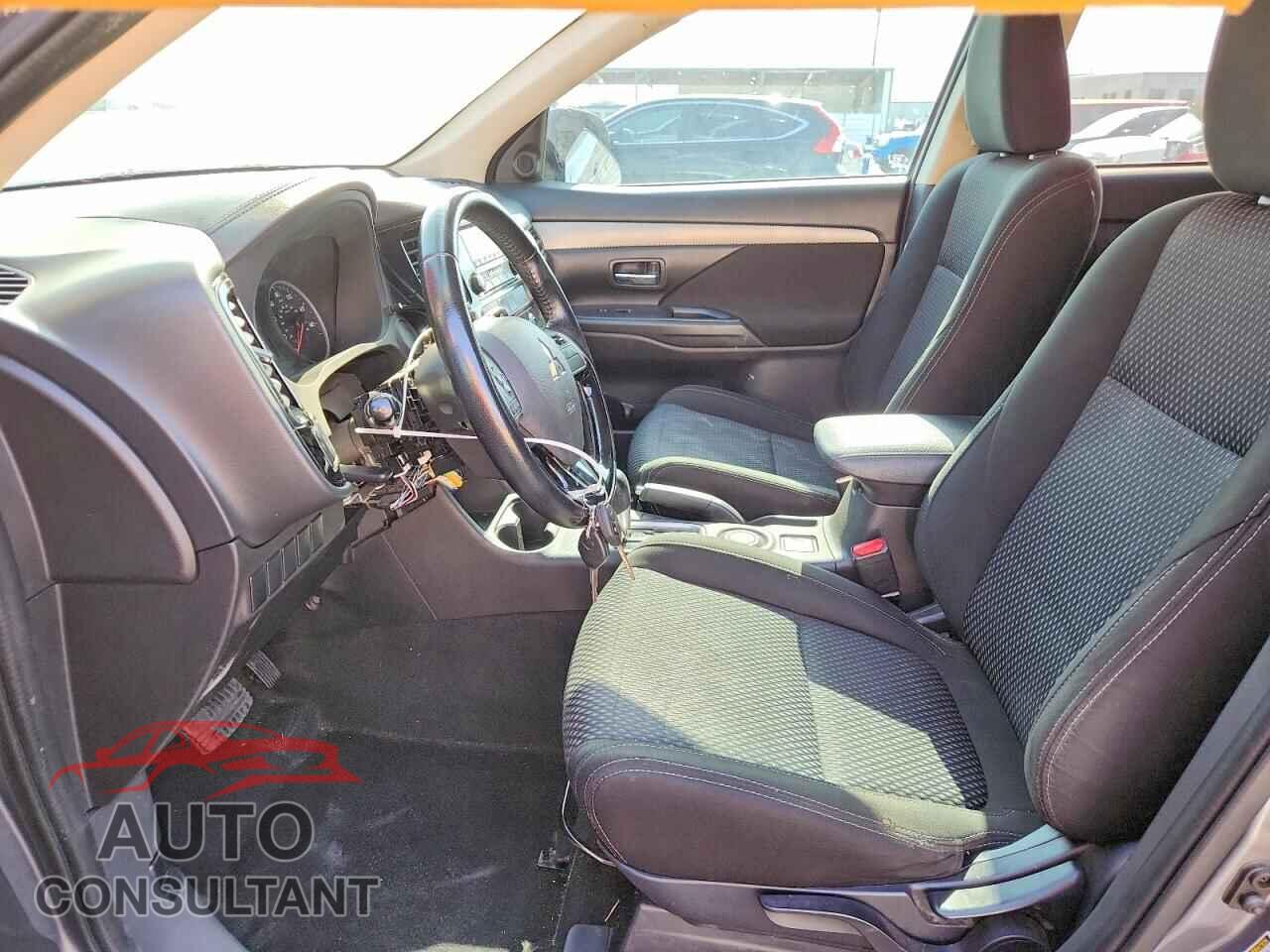 MITSUBISHI OUTLANDER 2016 - JA4AD2A37GZ062203