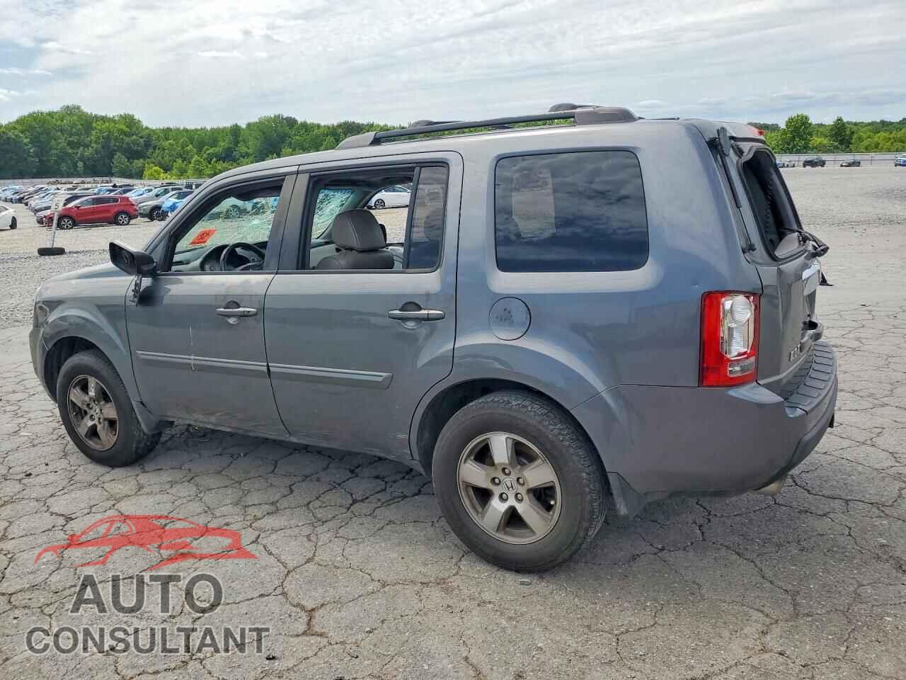 HONDA PILOT 2011 - 5FNYF4H50BB070305