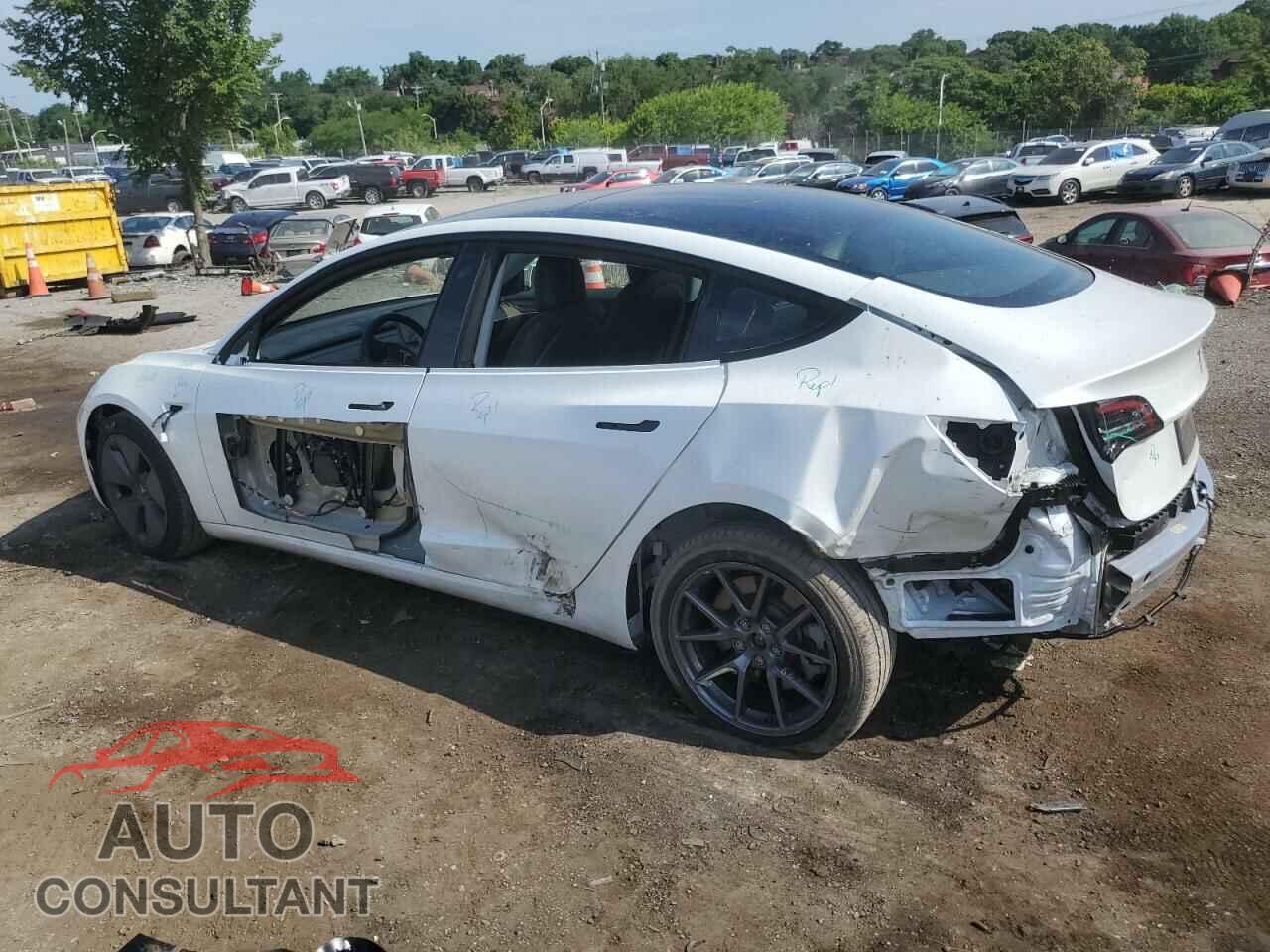 TESLA MODEL 3 2022 - 5YJ3E1EAXNF120967