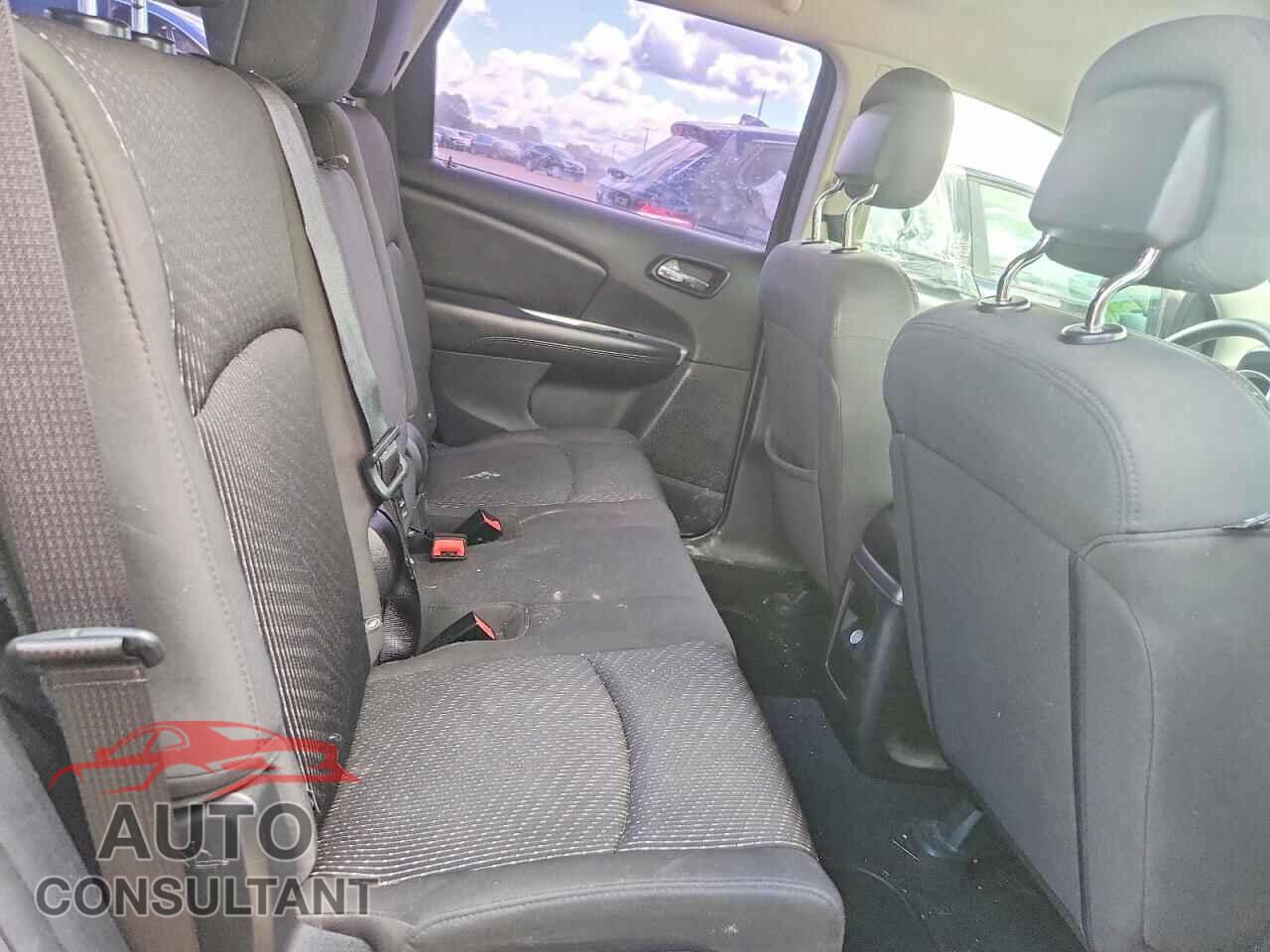 DODGE JOURNEY 2012 - 3C4PDCAB0CT204812