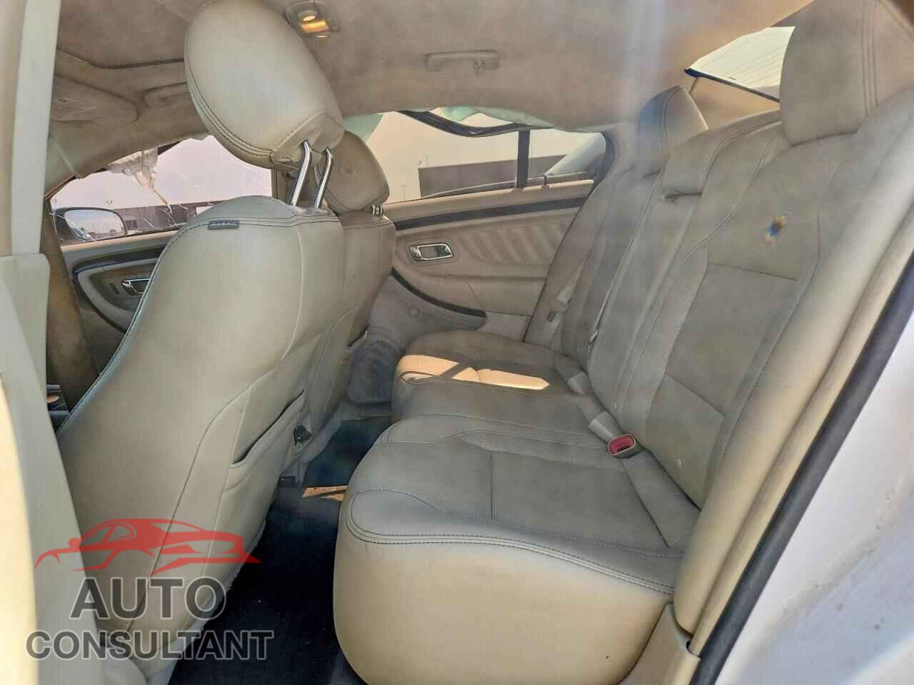 FORD TAURUS 2014 - 1FAHP2F82EG113363
