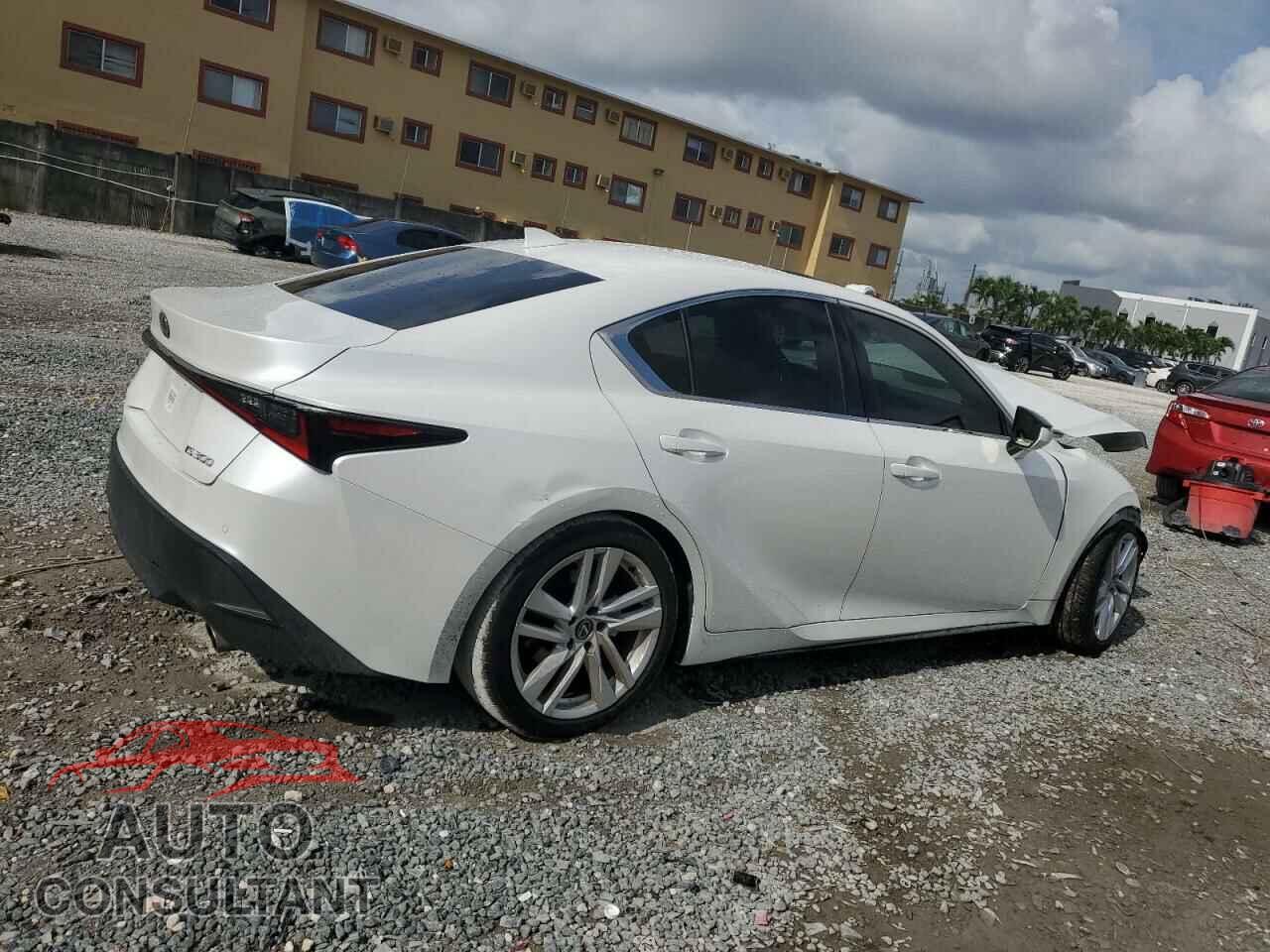 LEXUS IS 2024 - JTHCA1D24R5133113