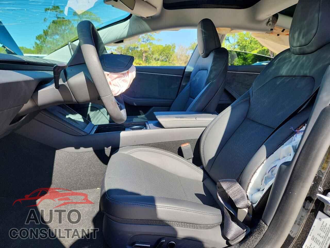 TESLA MODEL 3 2026 - 5YJ3E1EB8TF183328