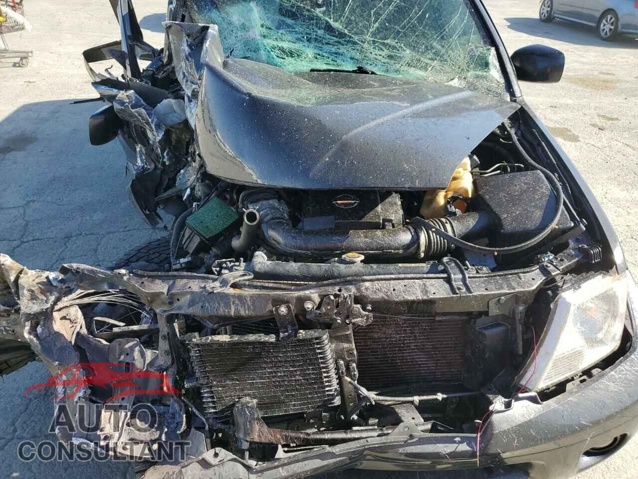 NISSAN FRONTIER 2013 - 1N6AD0ER1DN764591