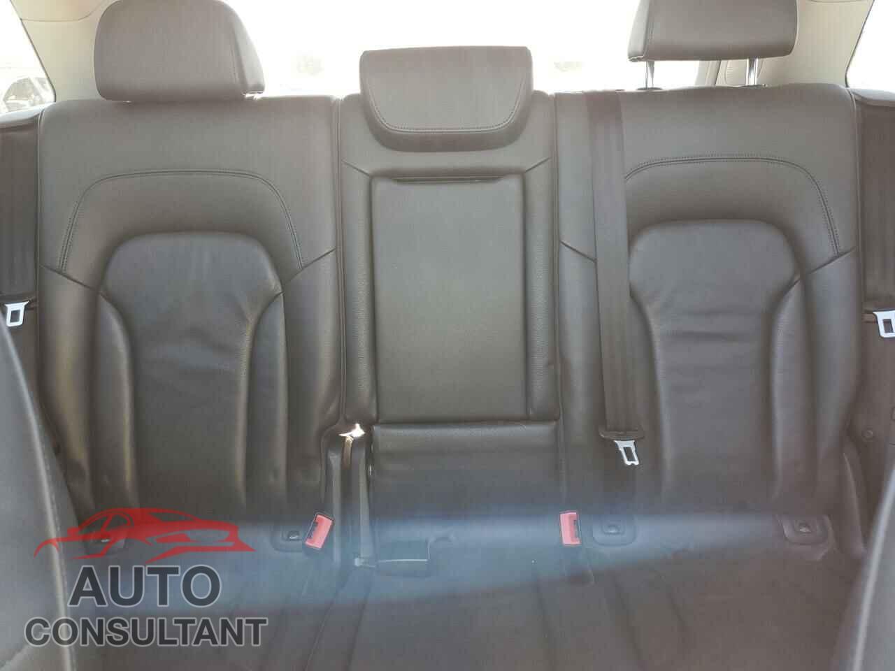 AUDI Q5 2013 - WA1C8BFP8DA015457