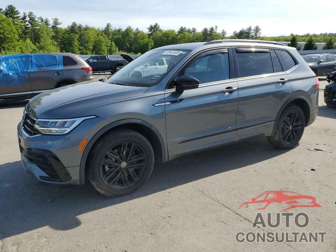 VOLKSWAGEN TIGUAN 2022 - 3VV8B7AX1NM136225