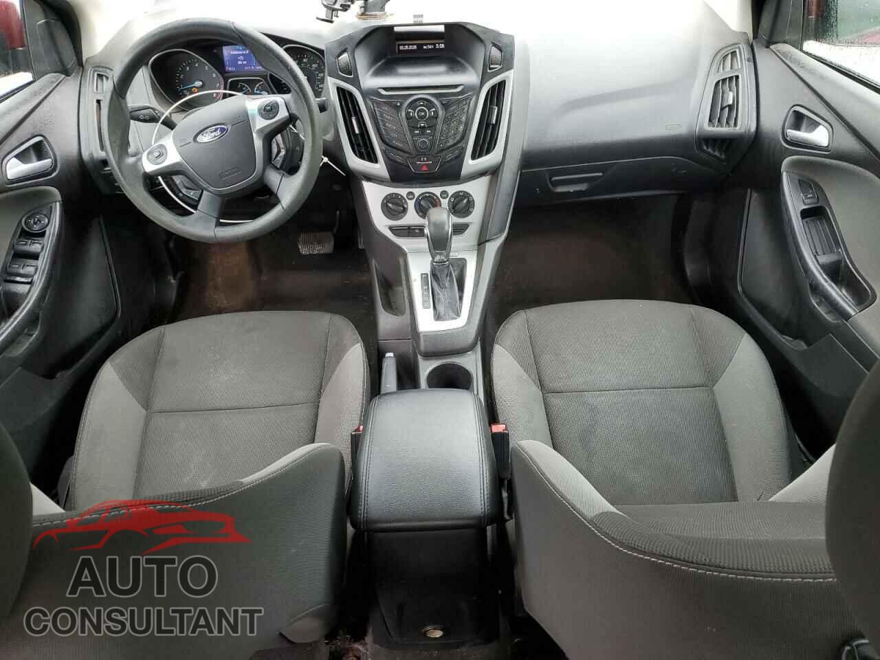 FORD FOCUS 2013 - 1FADP3F2XDL130286
