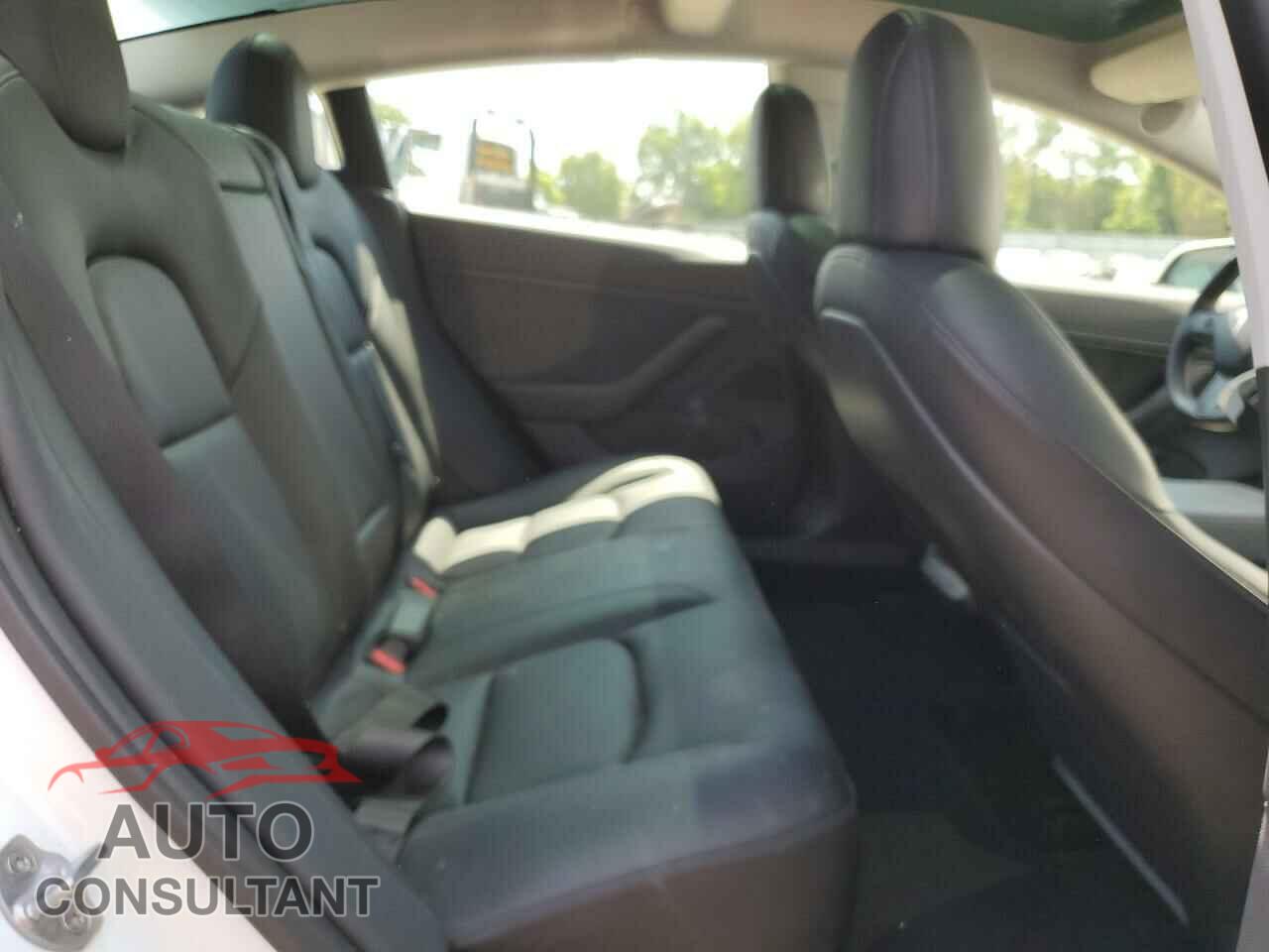 TESLA MODEL 3 2021 - 5YJ3E1EB8MF916589