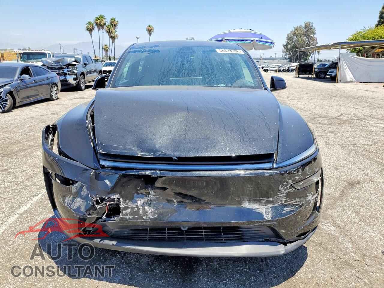 TESLA MODEL Y 2026 - 7SAYGDEDXTF589035