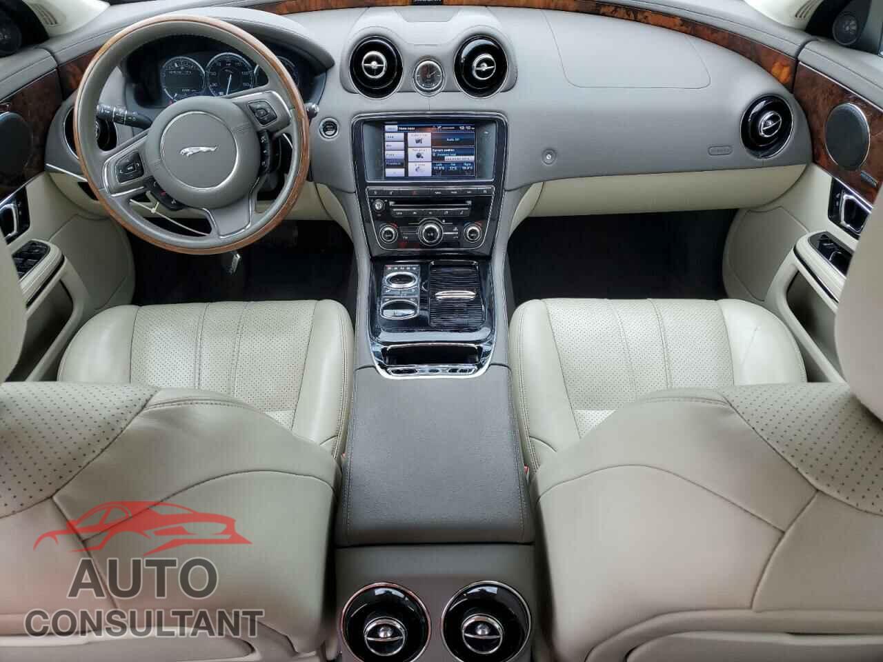 JAGUAR XJ 2014 - SAJWJ1CD9E8V62338