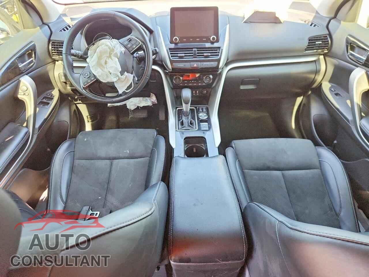 MITSUBISHI ECLIPSE 2024 - JA4ATWAA5RZ014839