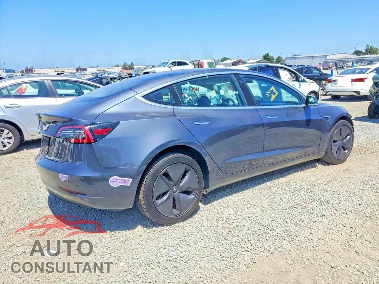 TESLA MODEL 3 2018 - 5YJ3E1EA3JF158213